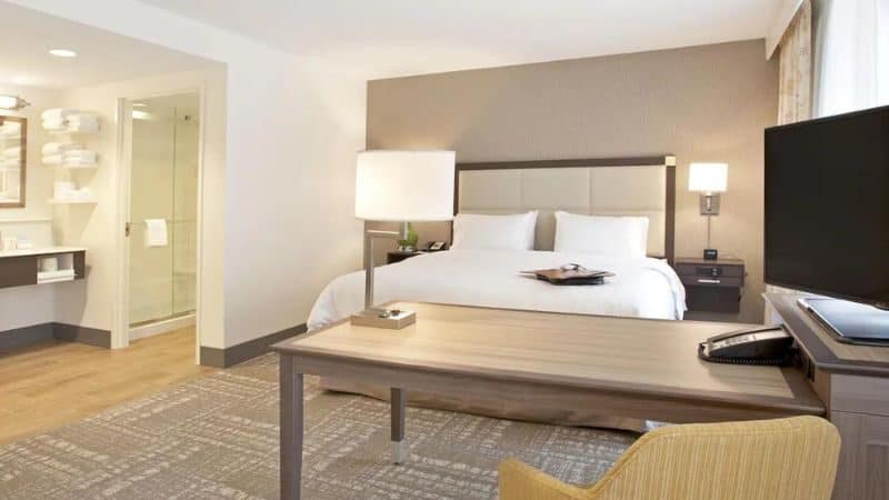Hampton Inn & Suites Minneapolis/Downtown near Target Field at Tripadvisor