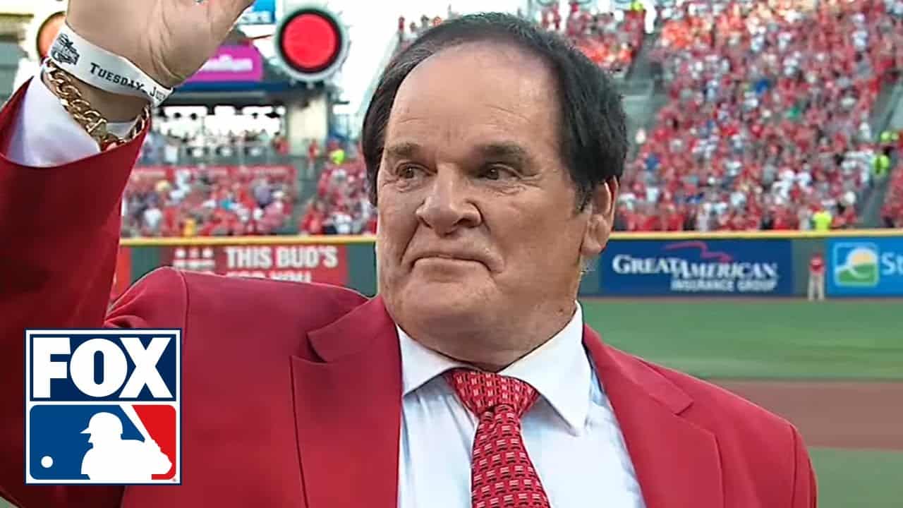 pete rose receives huge ovation 1 1