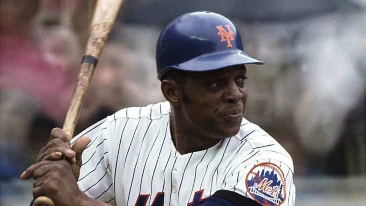 10 Times Willie Mays Made the Impossible Look Routine 9 willie mays first hr with mets i