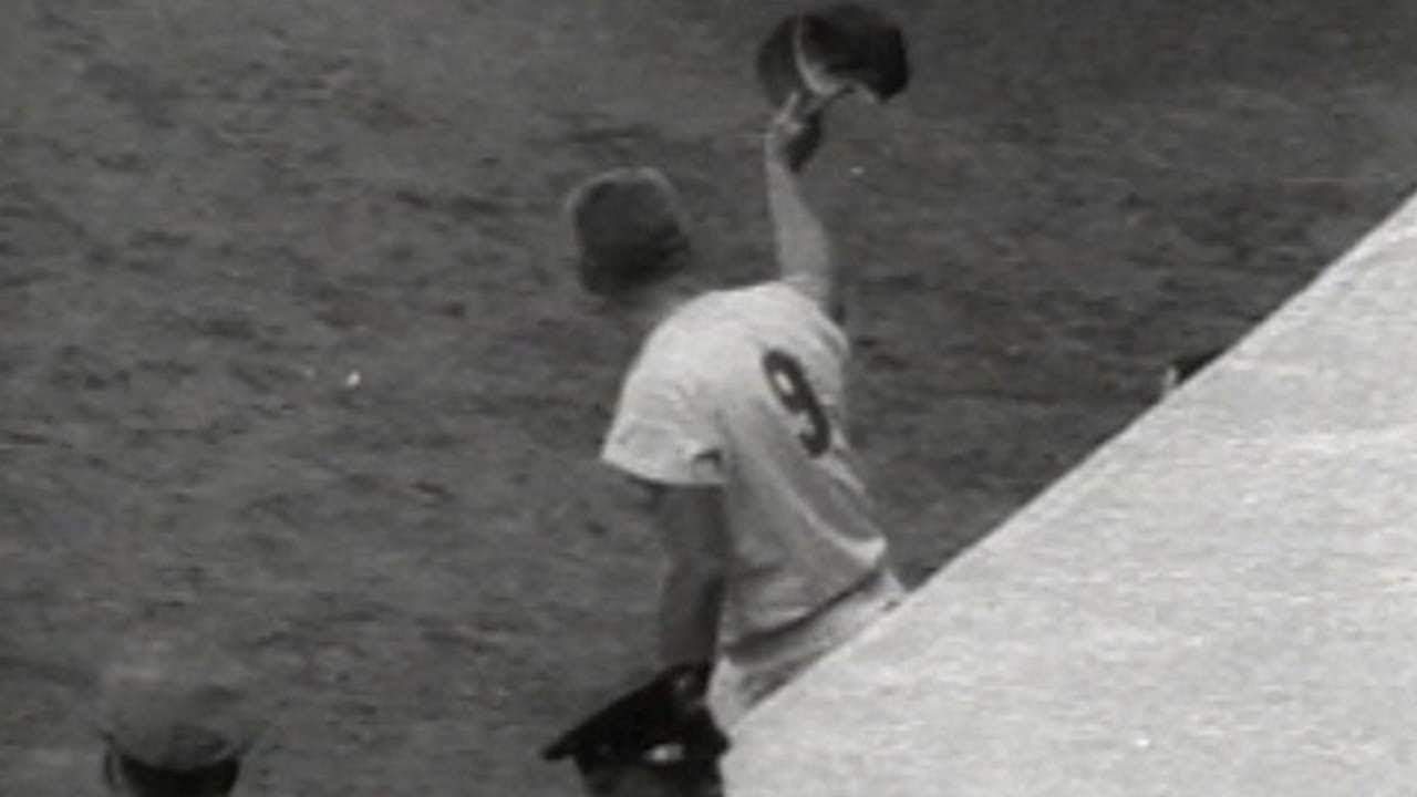 The Single That Changed Everything 10 Roger Maris celebrates after breaking Babe Ruth's record, a key figure in Yankees history.