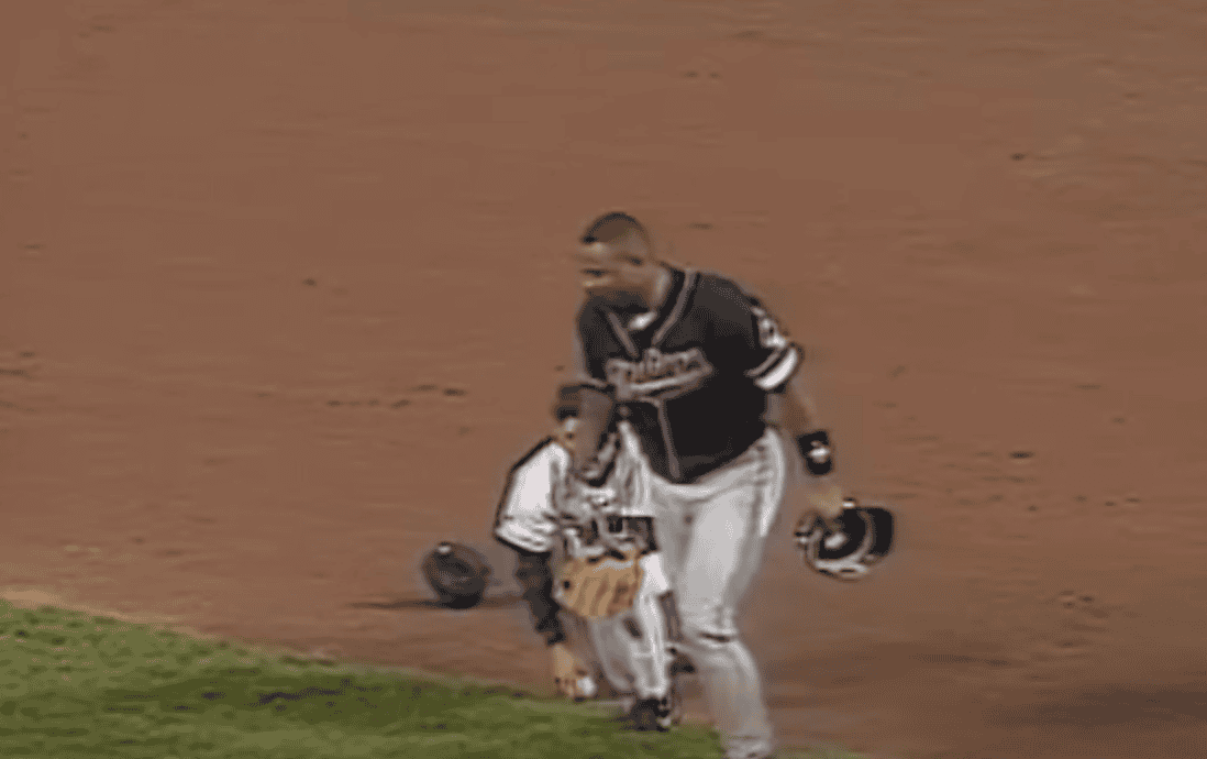Dirty, Dominant, and Hated: 12 MLB Stars Who Didn't Care 7 These 11 MLB Legends Made Opponents Call in Sick on Game Day - Albert Belle: Baseball's Angry Slugger