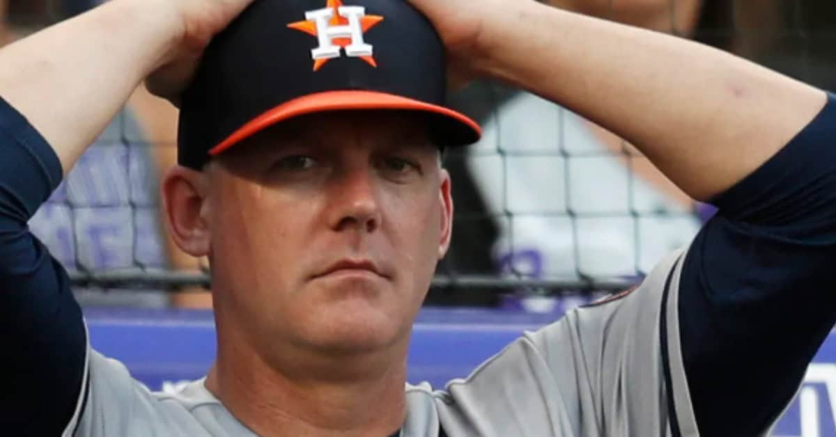 11 Baseball Scandals That Make the Steroid Era Look Like a Parking Ticket 4 A.J. Hinch