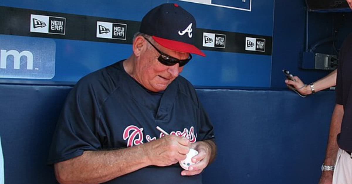 Mickey Mantle's Teammates: Hall of Famers, Role Players, and Guys You Forgot 20 Bobby Cox strategizing with players, pivotal in transforming the Braves in the '90s.