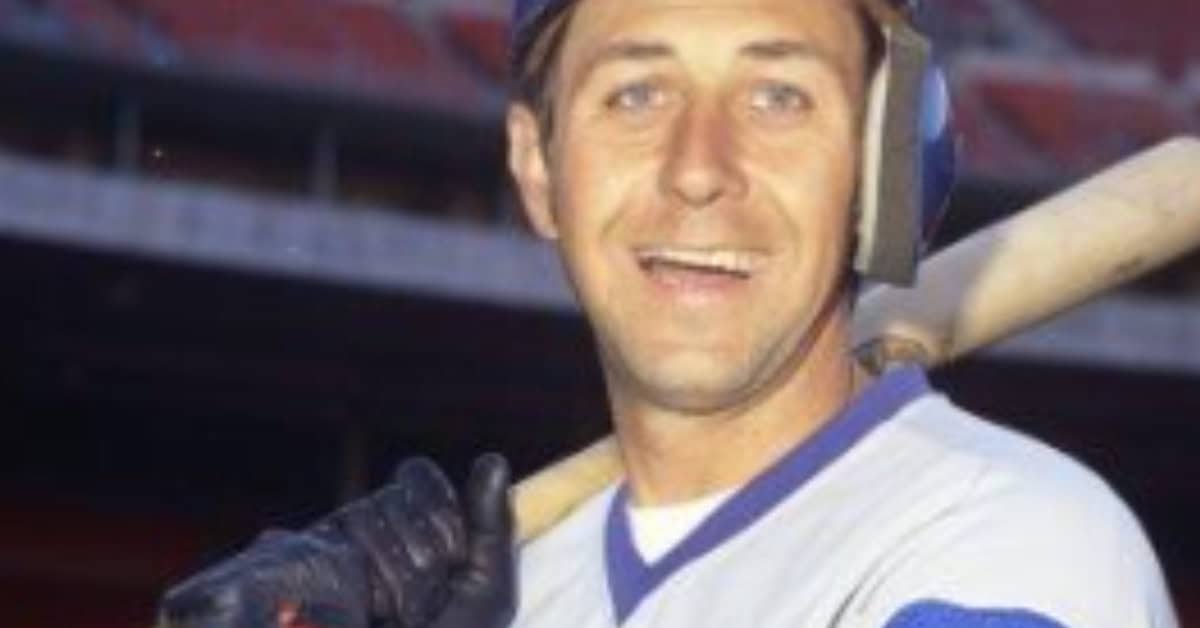 Image of Don Kessinger, showcasing his skill as a 1960s shortstop and double play expert.
