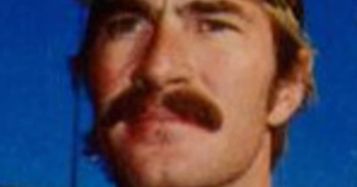 Bobby Grich, a revolutionary second baseman, exemplifies power hitting.