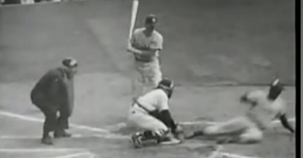 Bad Calls That Fans Will Never, Ever Let Go 9 Jackie Robinson Steals Home