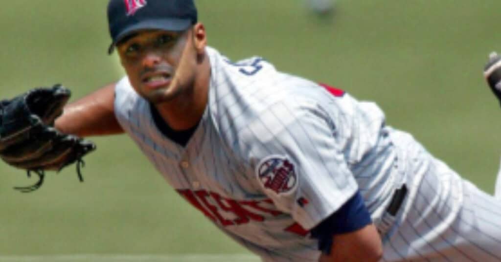 The 22-Ace Ceiling: Pitching's True Elite, No Compromises 12 Image of Johan Santana, showcasing his dominance in 2005 Cy Young voting.