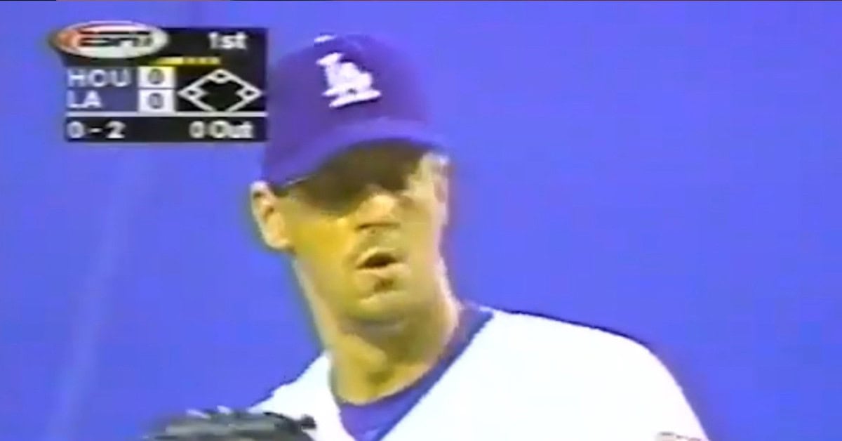 Kevin Brown in action during his disappointing tenure with the Dodgers, highlighting his bust status.