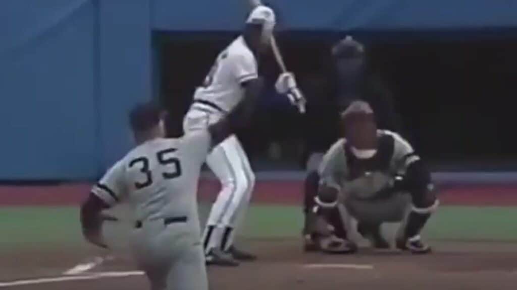 Phil Niekro and the Most Disorienting Pitch in the Game 2 Phil Niekro INSANE knuckleball