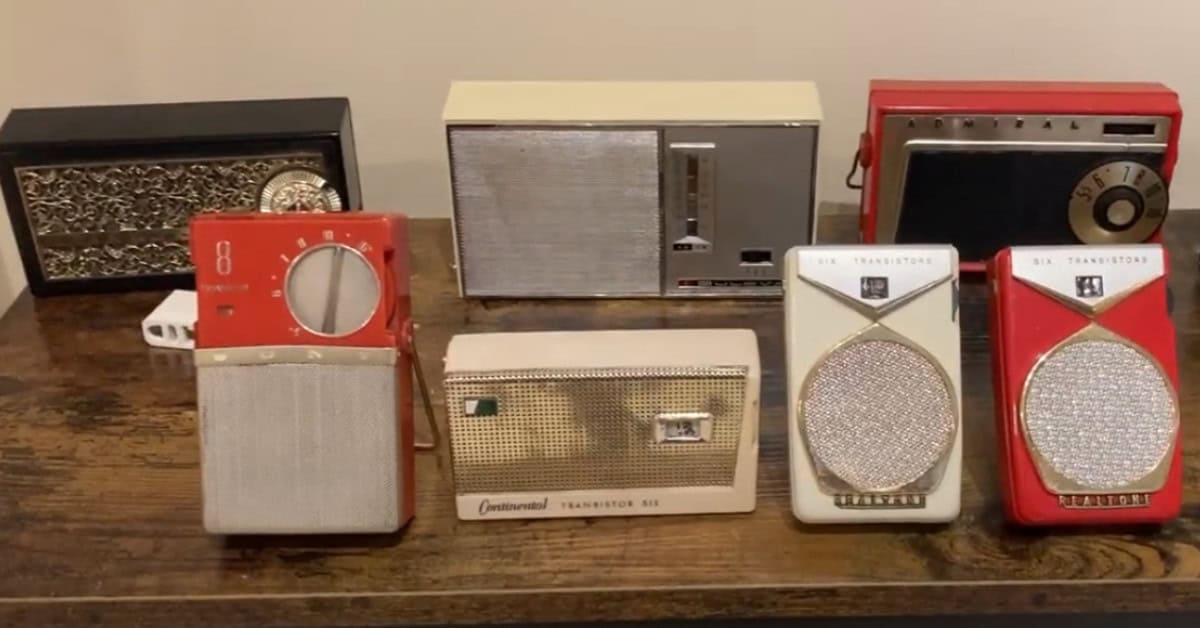 Where Would Baseball Be Without These 10 Innovations? 4 Transistor Radios