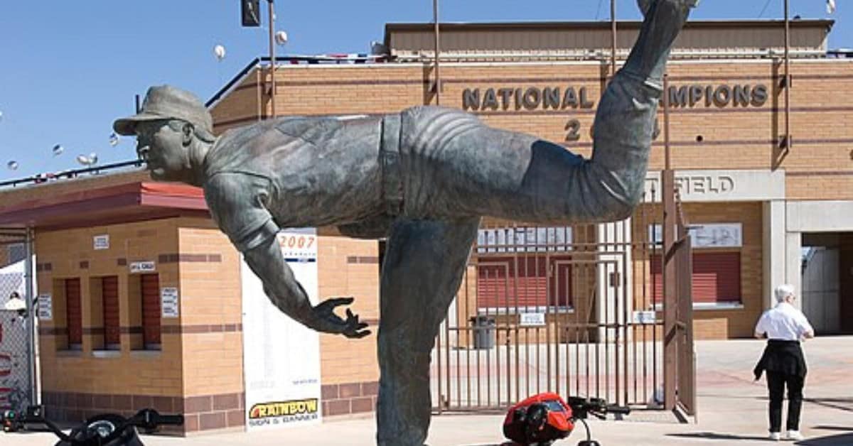 20 Red Sox Legends Fenway Never Forgot — Cooperstown Did 21 Bruce Hurst 1