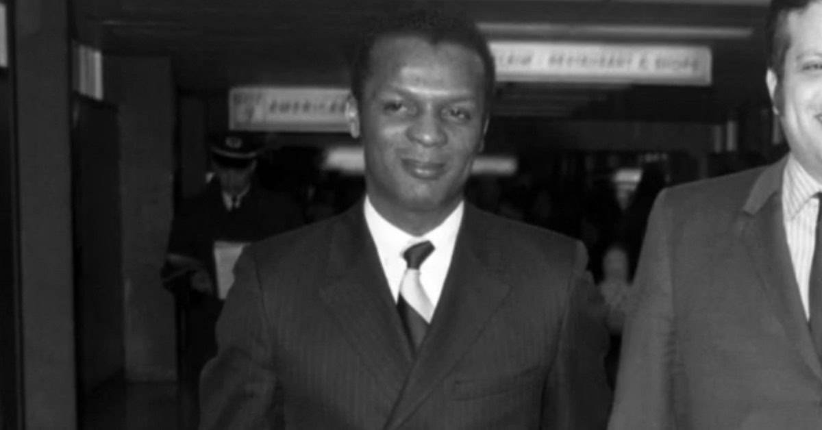 20 MLB Legends Cooperstown Chose to Forget 15 Curt Flood Suit and Tie