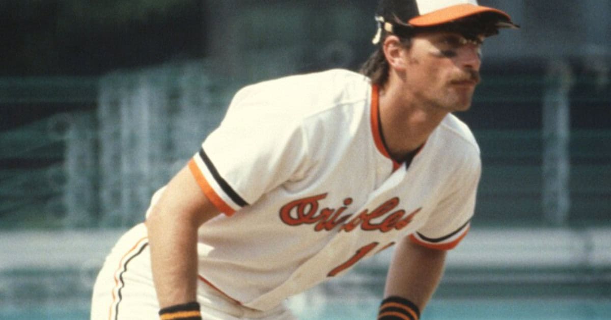 20 Third Basemen From the '80s the Hot Corner Will Never Forget 10 Doug DeCinces in action, showcasing skills as a top third baseman from 1973-1979.