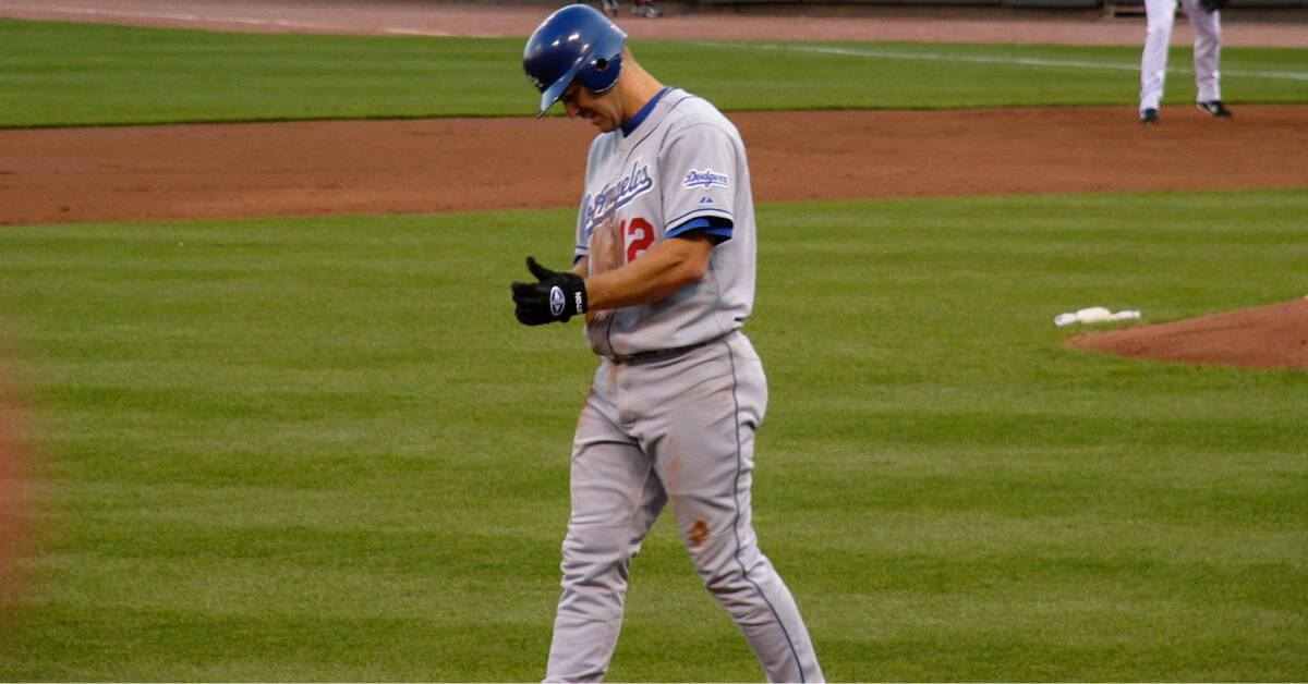 Dodgers-Giants isn't a rivalry. It's a religion. 14 Jeff Kent in action, showcasing his power-hitting skills as a Dodger hero.