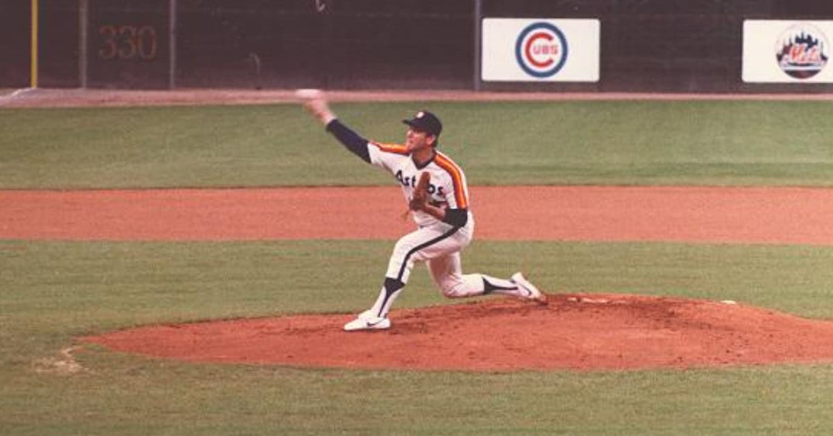 Meet the Pitchers Who Treated the All-Star Game Like a Personal Showcase 6 Nolan Ryan pitching during one of his record 7 no-hitters in MLB history.