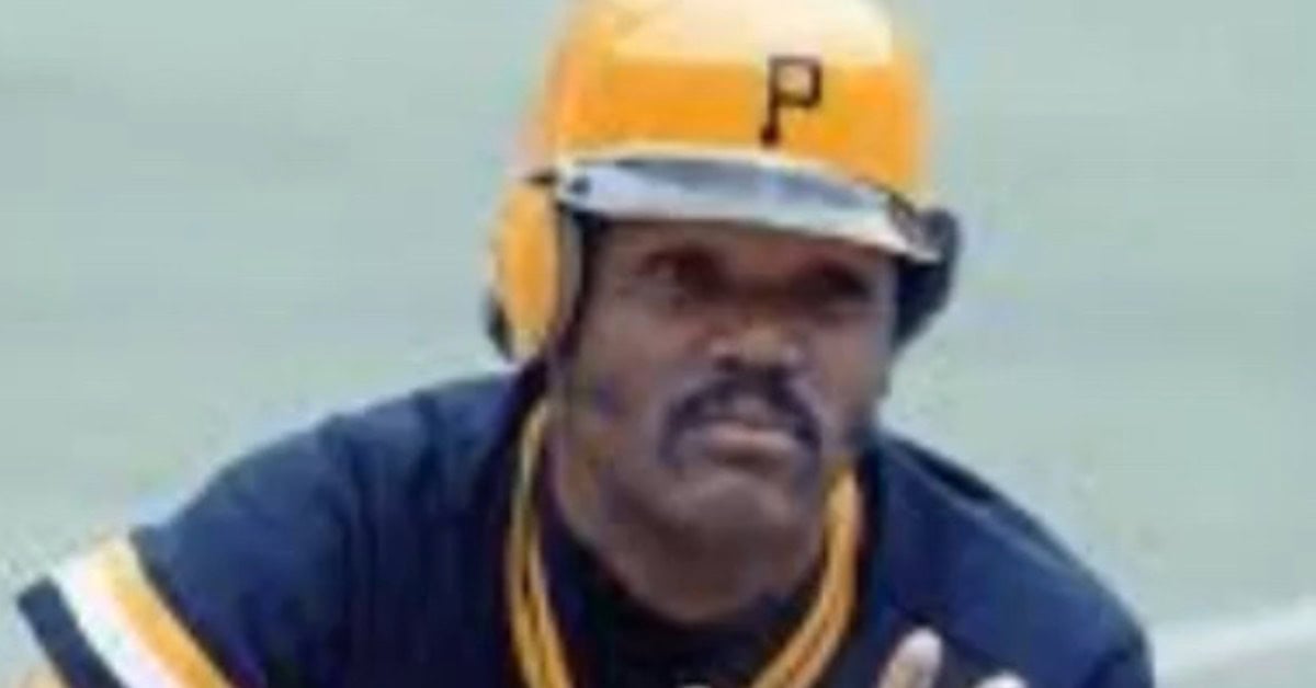 Where Were You When These '70s Center Fielders Roamed? 21 Omar Moreno dashes to second base, showcasing his speed in baseball history.