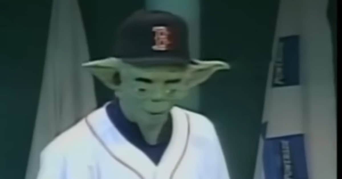 Pedro Yoda Mask