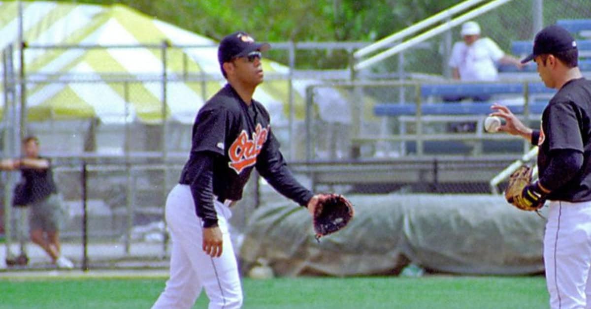Image of Roberto Alomar, infamous for his on-field antics and a key figure fans loved to hate.