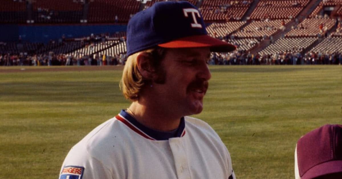 Meet the 20 Shortstops Who Defined a Decade at Second and Short 2 Toby Harrah, an original star for the Rangers, featured in the legends post.