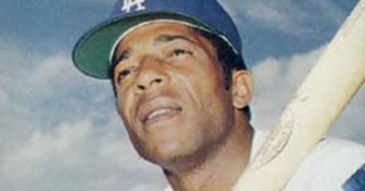Meet the 20 Men Who Shared a Dugout With Sandy Koufax 8 Willie Davis in action, showcasing his skills as a Dodgers hero without a plaque.