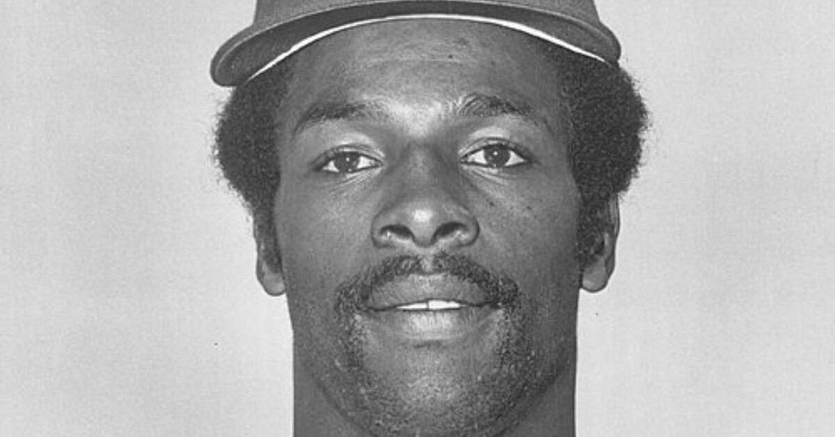 Willie Wilson stealing bases and thrilling fans as a Royals star, highlighted in "The Greatest Royals Never Enshrined."