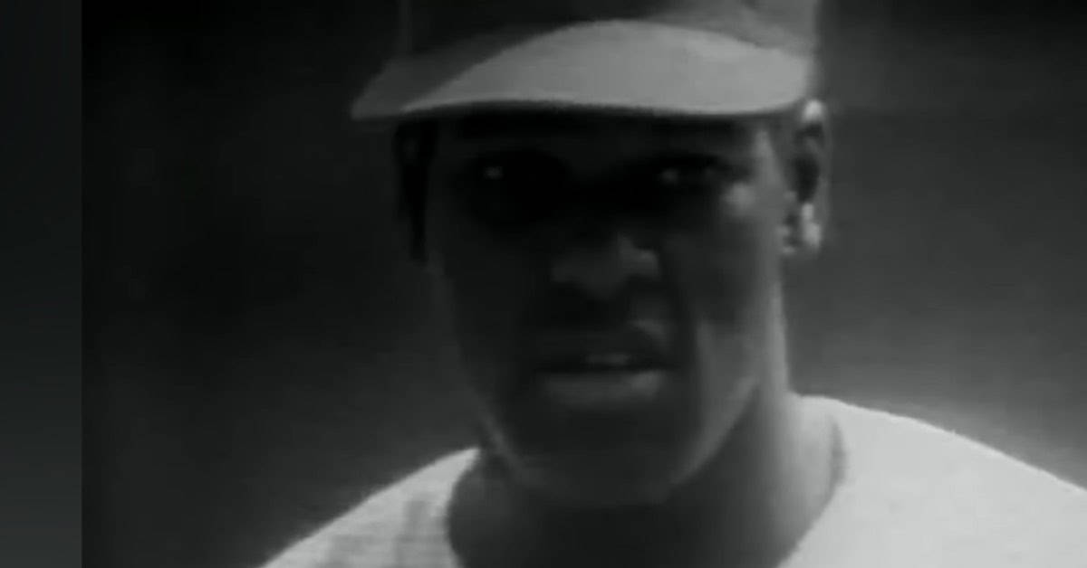 Bob Gibson Glare