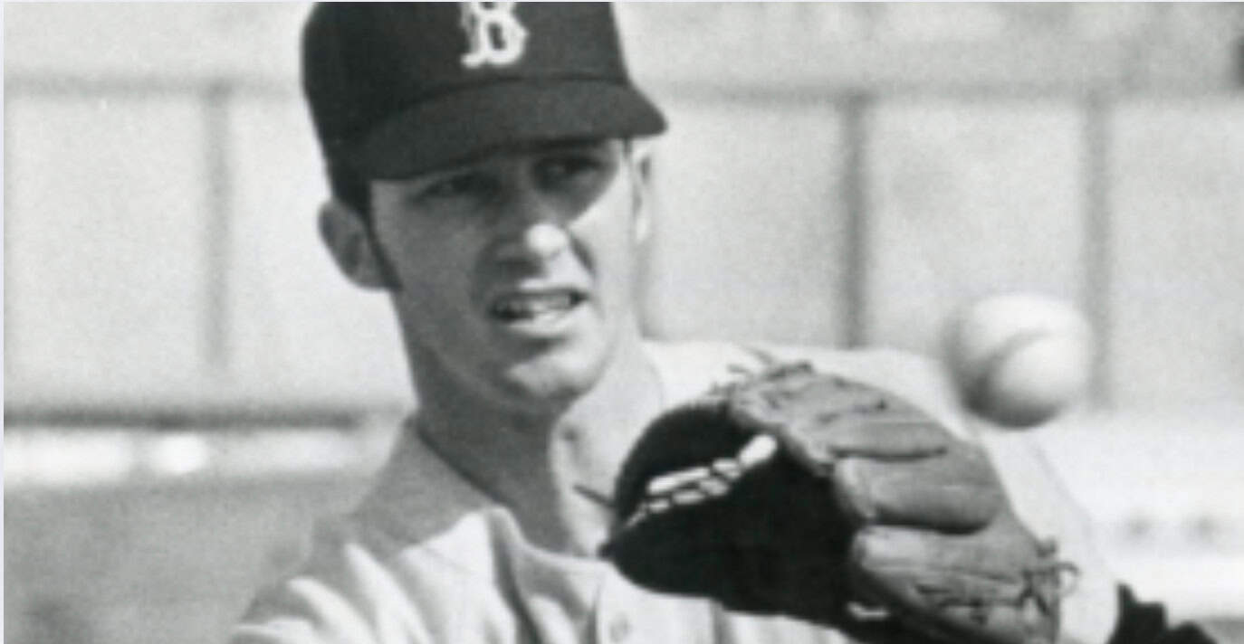Stirrups High, Mustaches Thick: 20 Second Basemen Who Owned the '70s 11 Doug Griffin