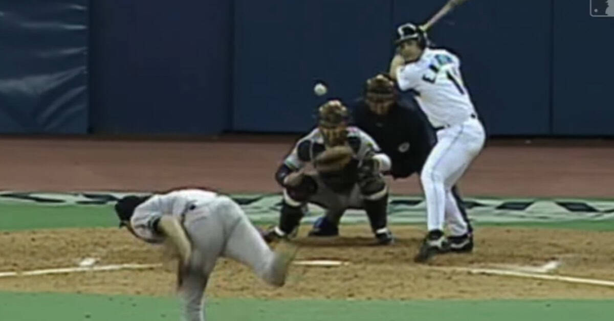 Edgar Martinez Could Just Hit. Here Are 10 Times He Proved It. 2 EMart Double 1995