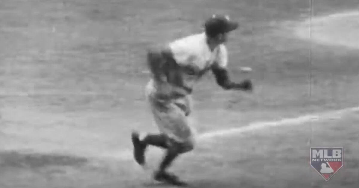 Gil Hodges Waited 50 Years for Cooperstown. Why Did It Take So Long? 2 Gil Hodges trots around the bases after hitting one of his 42 home runs in 1954.
