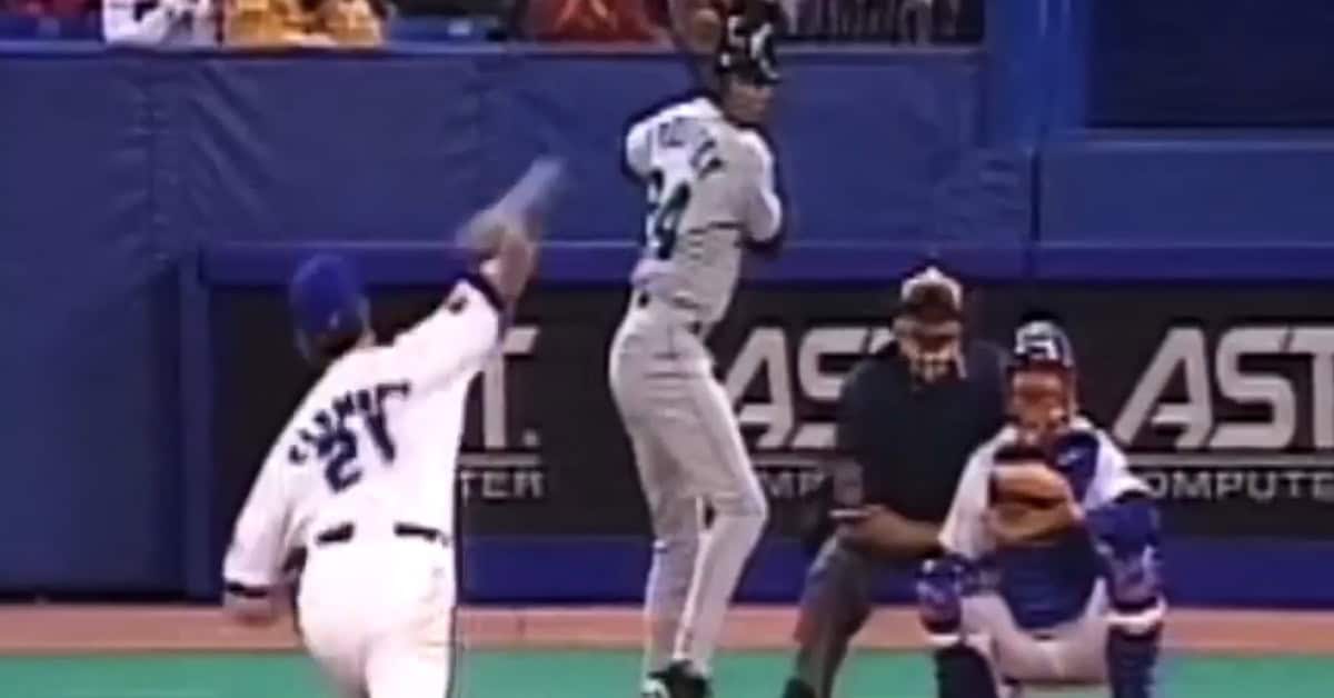 Effortless: How Junior Made the Hardest Game Look Easy 8 Griffey About to Go Deep on Clemens