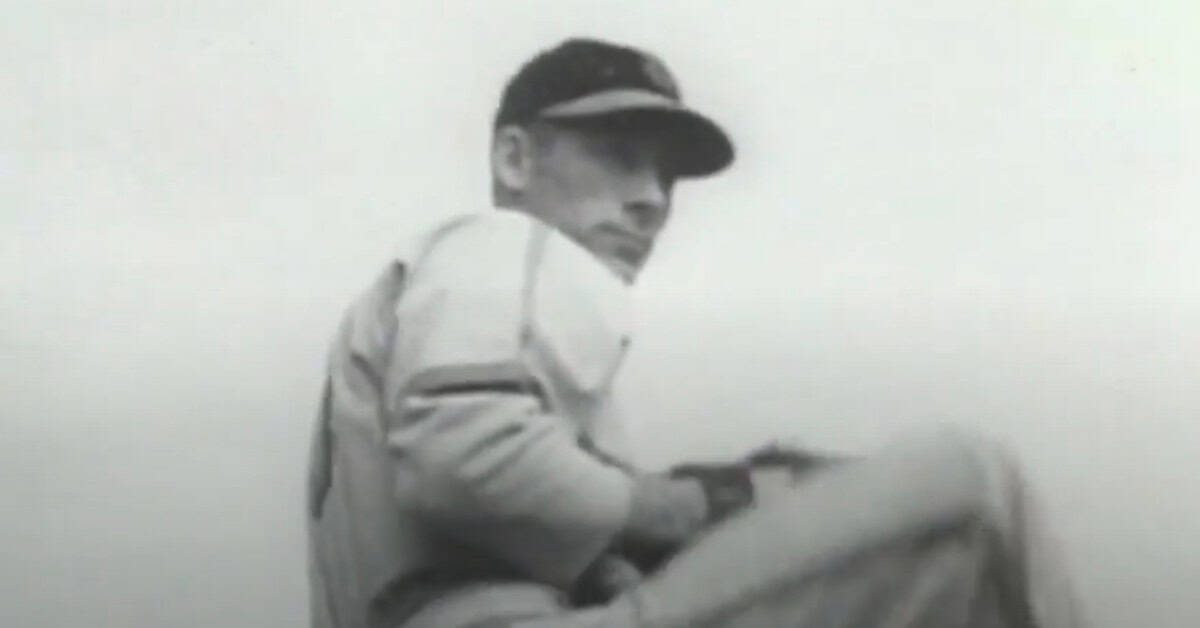 Who Was Batting Behind Stan Musial? The Cardinals You Forgot 8 Harry "The Cat" Brecheen delivers a screwball pitch during the World Series.