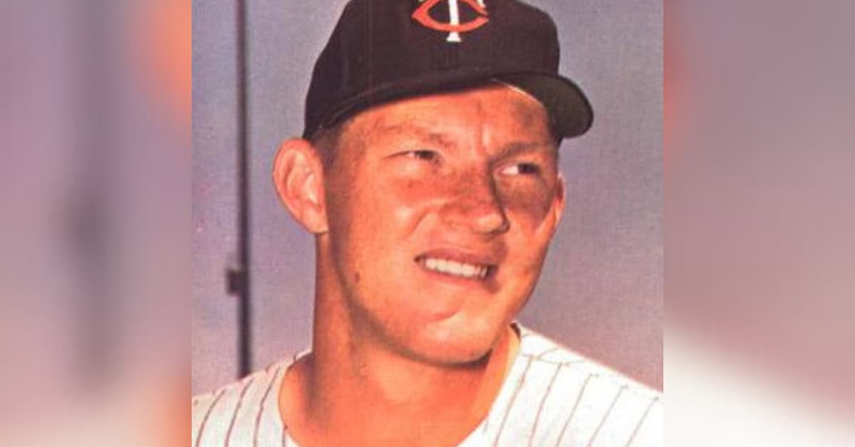 25 Minnesota Twins Worth Remembering 18 Image of Jim Kaat, a 1960s baseball pitcher known for his skillful left-handed pitching.