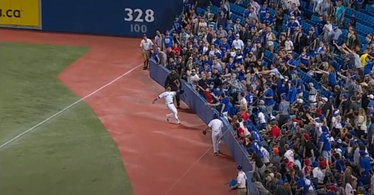 Rooftop Seats, Asymmetrical Outfields, and Other Baseball Quirks That Baffle the Rest of the World 3 Jose Bautista Foul Ball