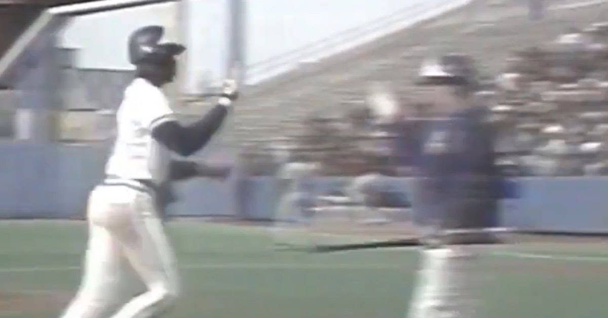 The Crime Dog Was Always Hungry 3 McGriff Blue Jays HR Trot