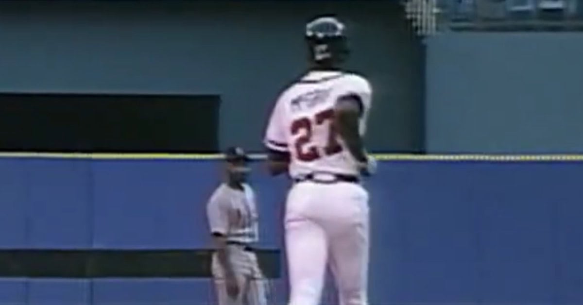 The Crime Dog Was Always Hungry 10 McGriff Uni Back HR Trot