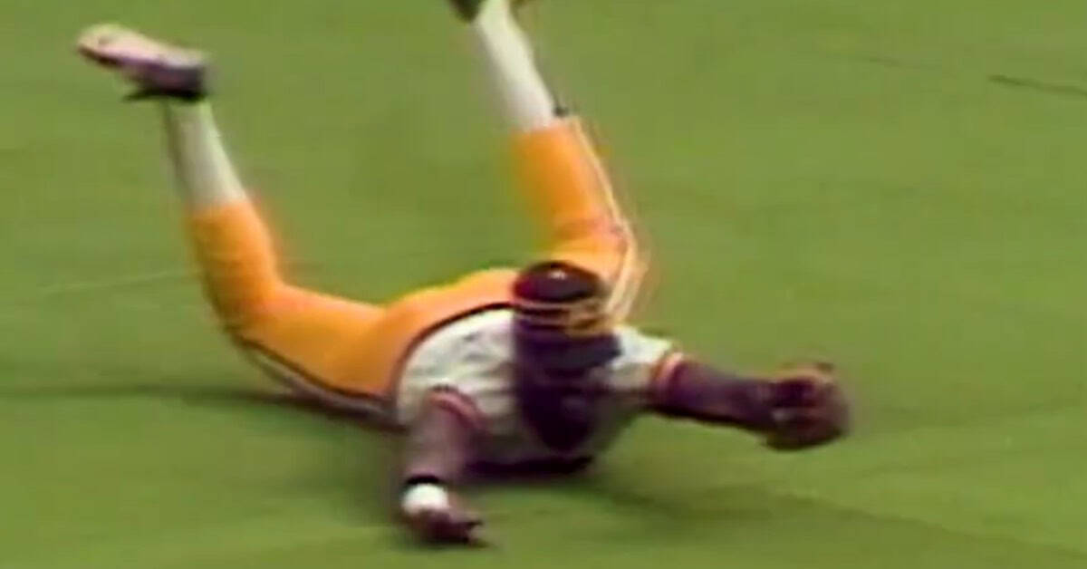 Dave Parker Was the Most Terrifying Hitter of His Era. Here's Why. 7 Parker Diving Grab