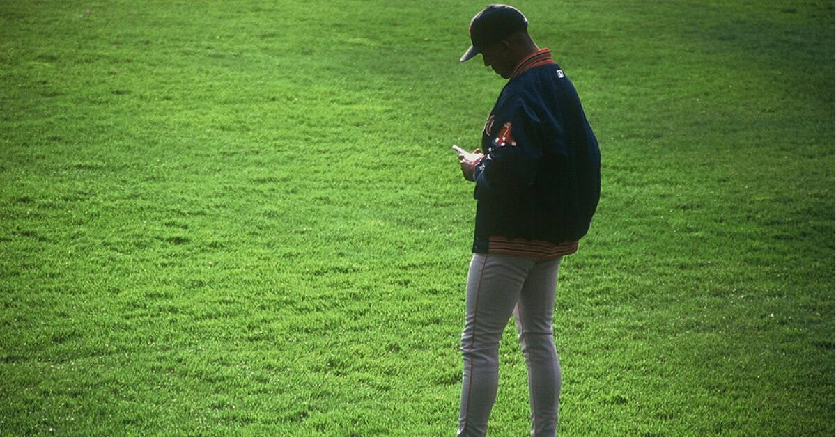 Meet the Pitchers Who Treated the All-Star Game Like a Personal Showcase 7 Pedro Martinez delivering a 95 MPH fastball, a poetic moment in AL East baseball.