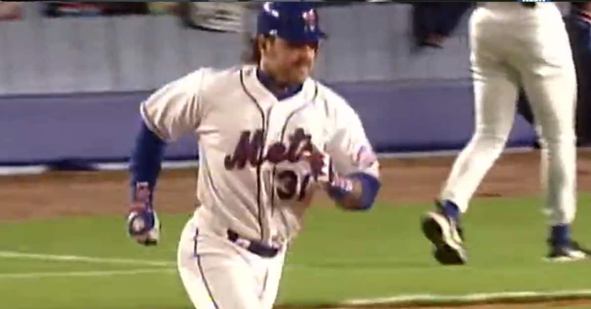 Why Mike Piazza Remains Every Pitcher's Worst Nightmare 3 Piazza HR Trot