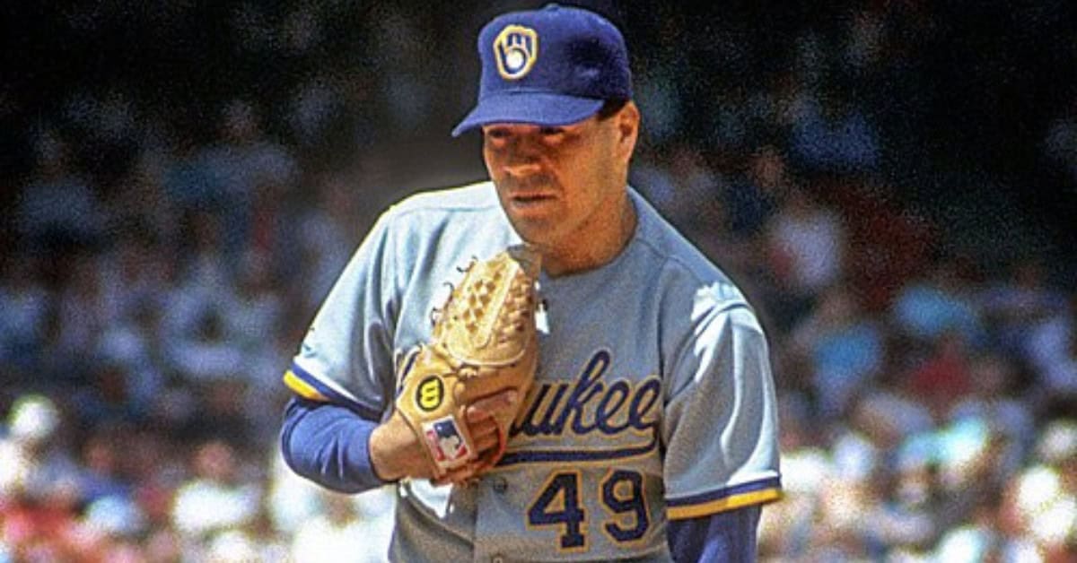10 forgotten aces who quietly ran the '80s 4 Teddy Higuera delivers a screwball, fooling hitters in Milwaukee.