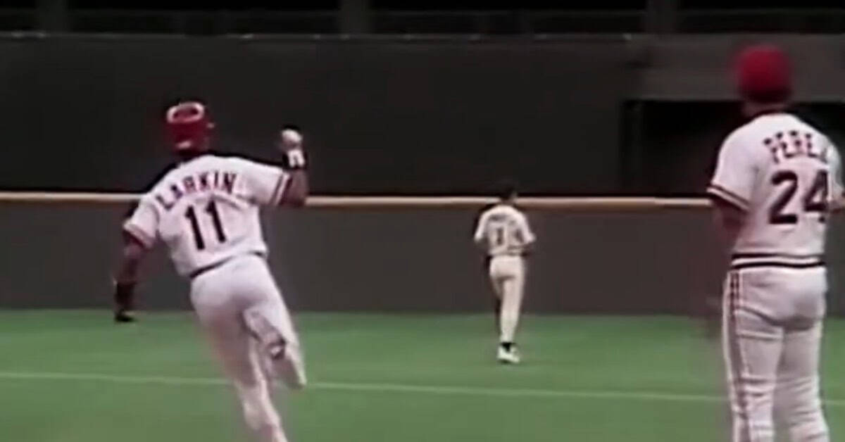 Barry Larkin Didn't Just Play Shortstop — He Redefined It 13 Barry Larkin Fist Pump