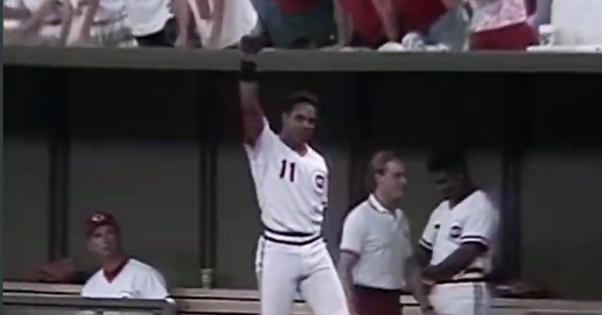 Barry Larkin Didn't Just Play Shortstop — He Redefined It 9 Barry Larkin Standing o