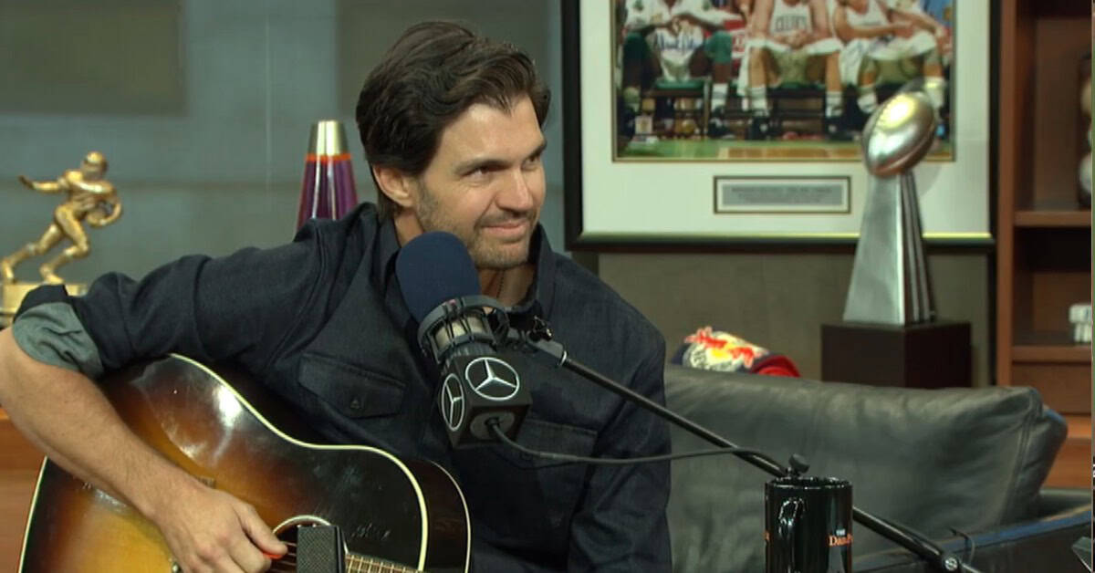 Life After the Bigs: 12 Former Stars With Surprising Second Acts 10 Barry Zito Guitar