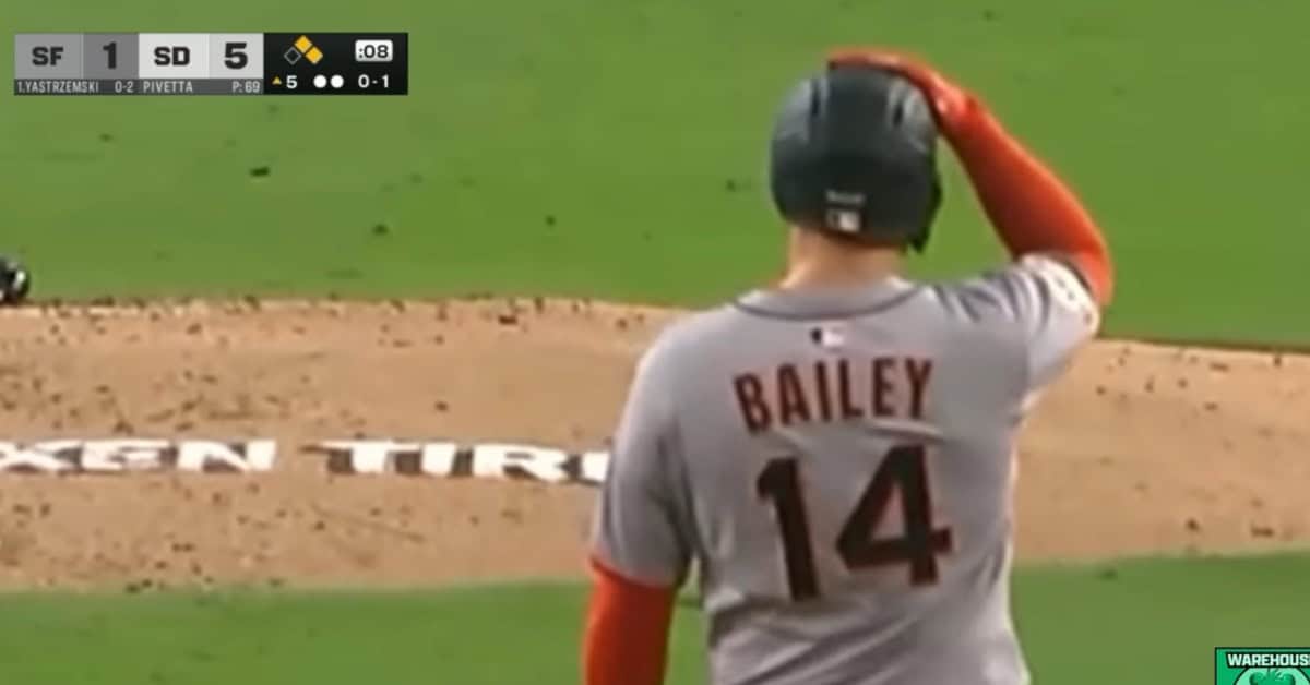 12 Baseball Moves That Flew Right Over a Generation's Head 6 Baserunner Relaying Sign