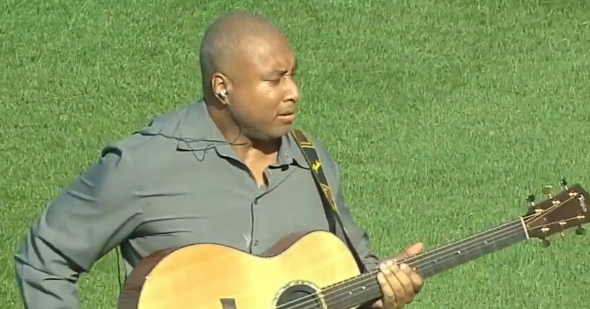 Life After the Bigs: 12 Former Stars With Surprising Second Acts 2 Bernie Williams Guitar