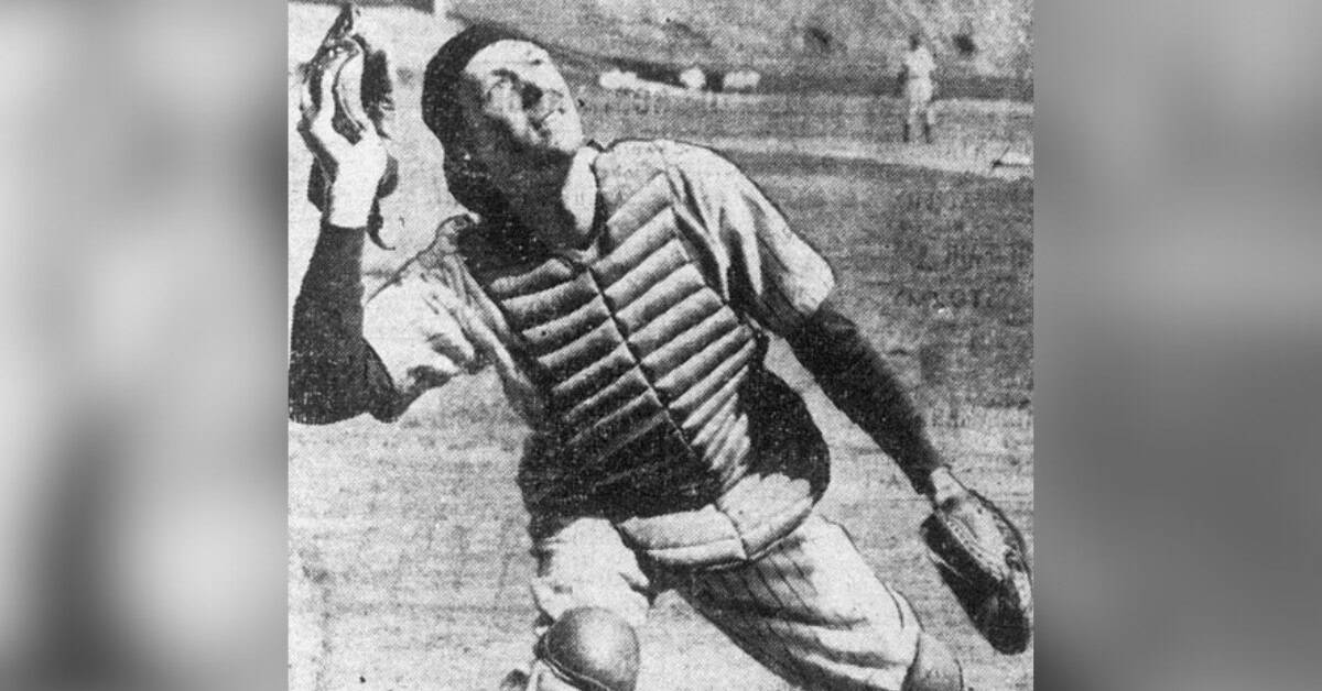 27 Yankees Who Made the Pinstripes Mean Something 6 Bill Dickey, a legendary catcher, exemplifies baseball's golden radio era.