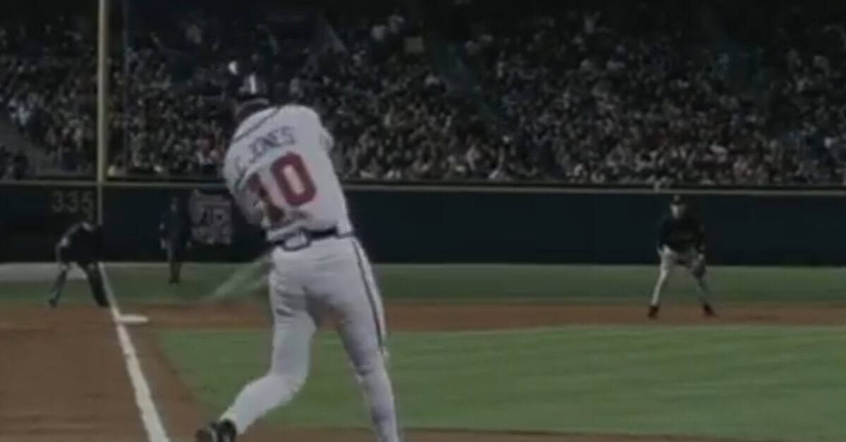 Chipper Jones Made the Mets His Personal Punching Bag 8 Chipper Swing Back