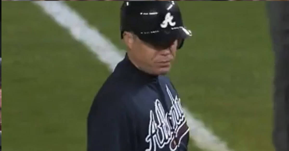 Chipper Jones Made the Mets His Personal Punching Bag 3 Chipper on Base