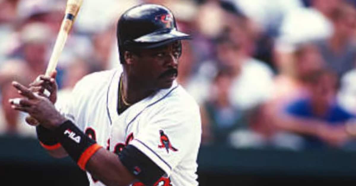 Eddie Murray Barely Said a Word — His Numbers Said Everything 3 Eddie Murray Waiting To Hit