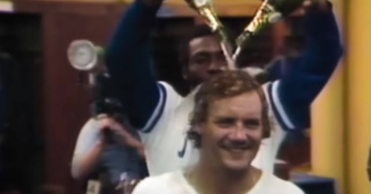 George Brett's Career in Numbers: From 3,000 Hits to MVP 3 George Brett playing for the Royals, showcasing his talent in the 1980s.