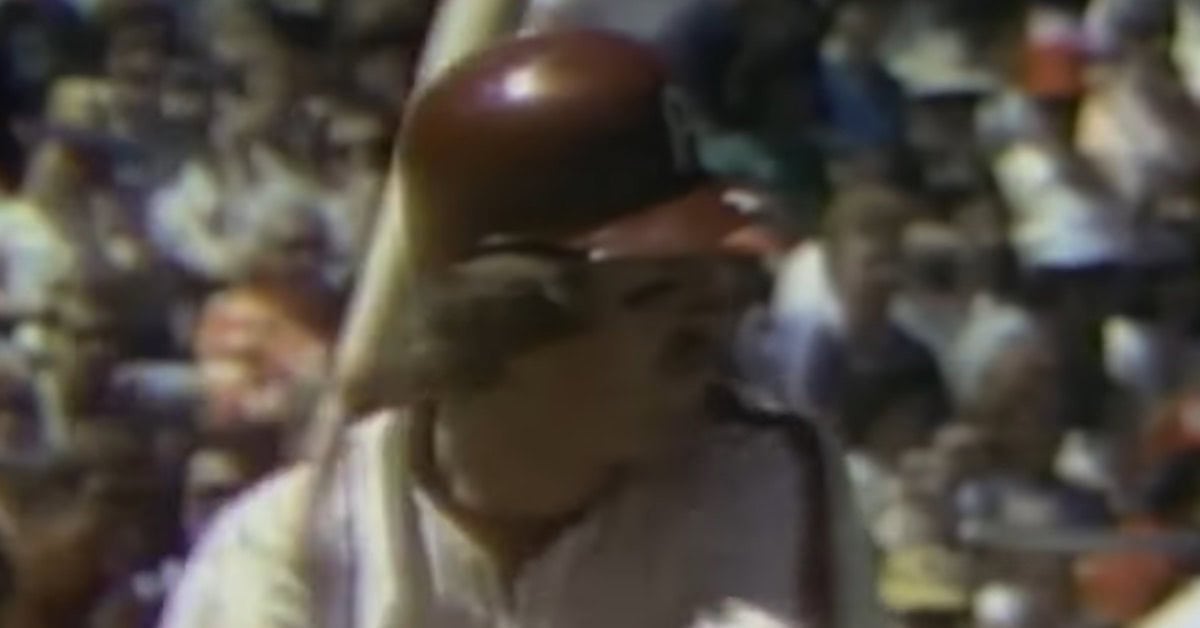 Mike Schmidt About to Murder Ball